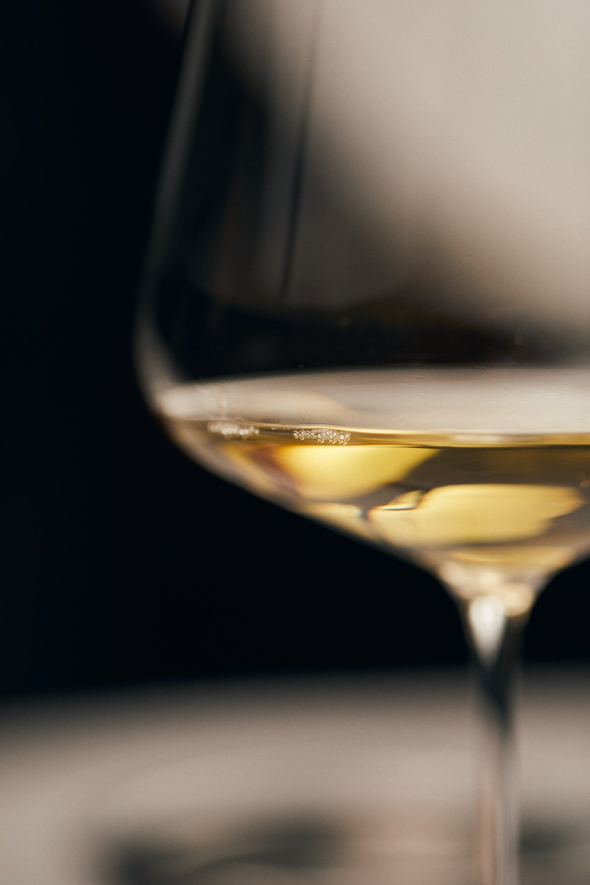 Weinglas Asahi mit Weißwein