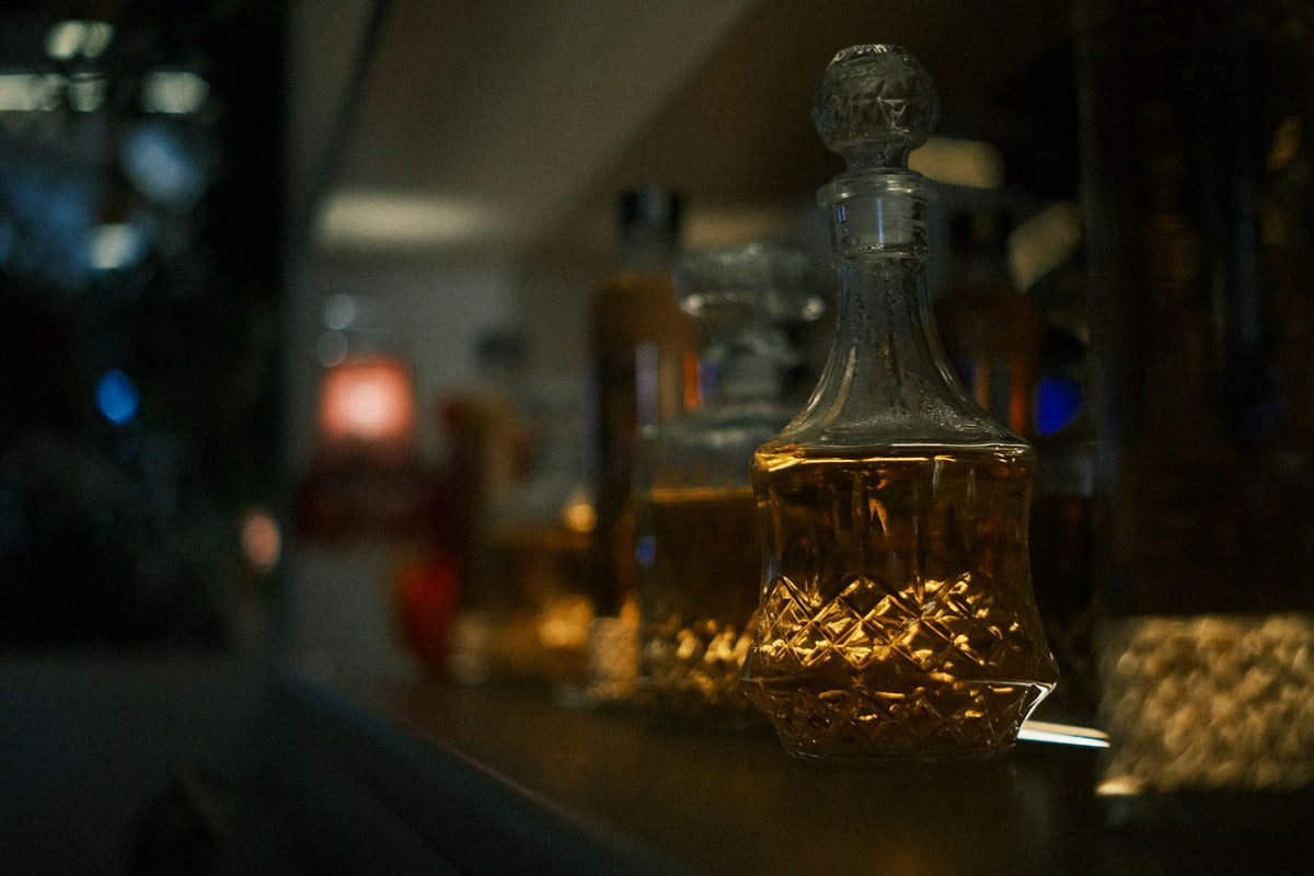 Geschenkset Abend für Zwei – Karaffen mit Whiskey